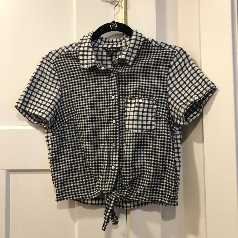TRIBAL Blacj/White Seersucker Crop Top